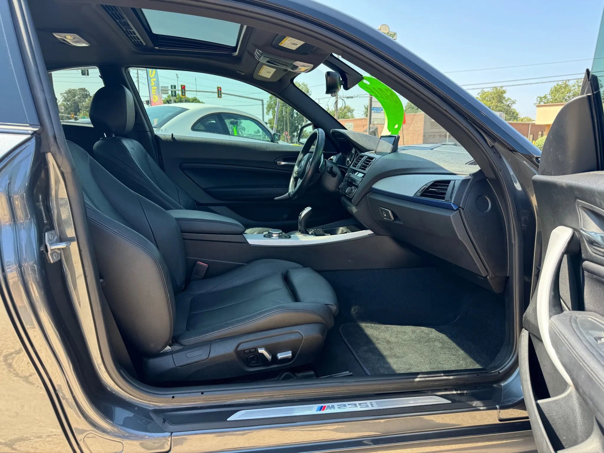 Used 2016 BMW M235i Coupe image 15