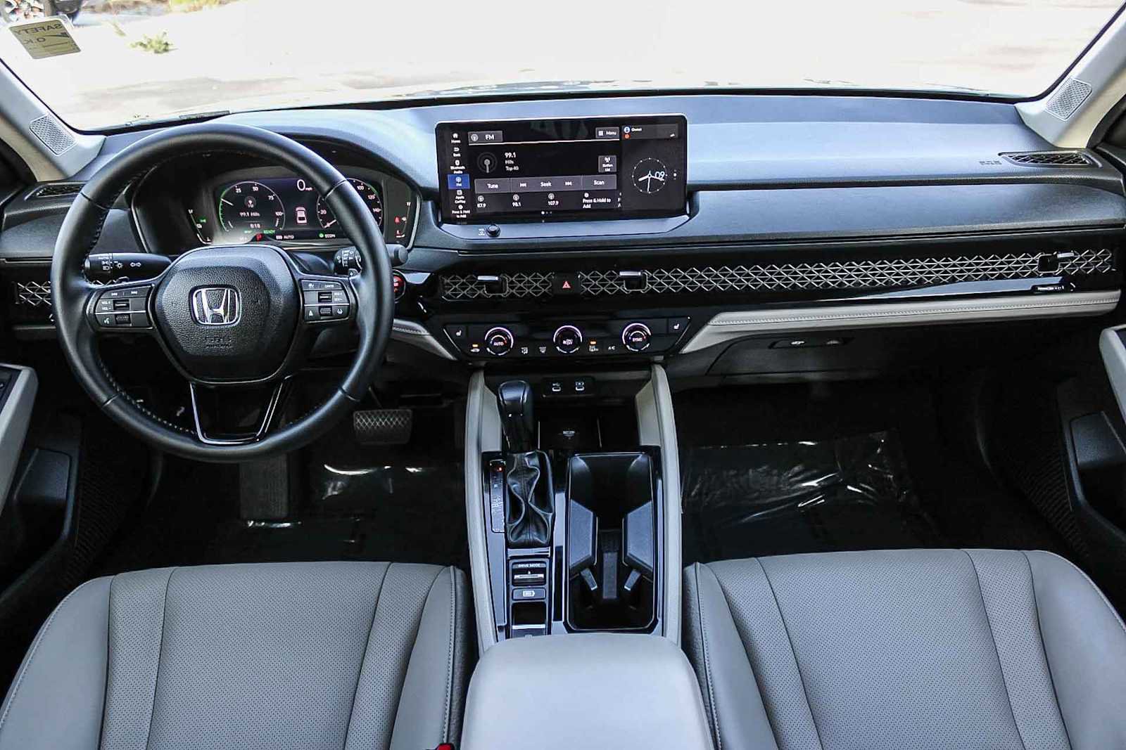 Certified 2025 Honda Accord EX-L image 12