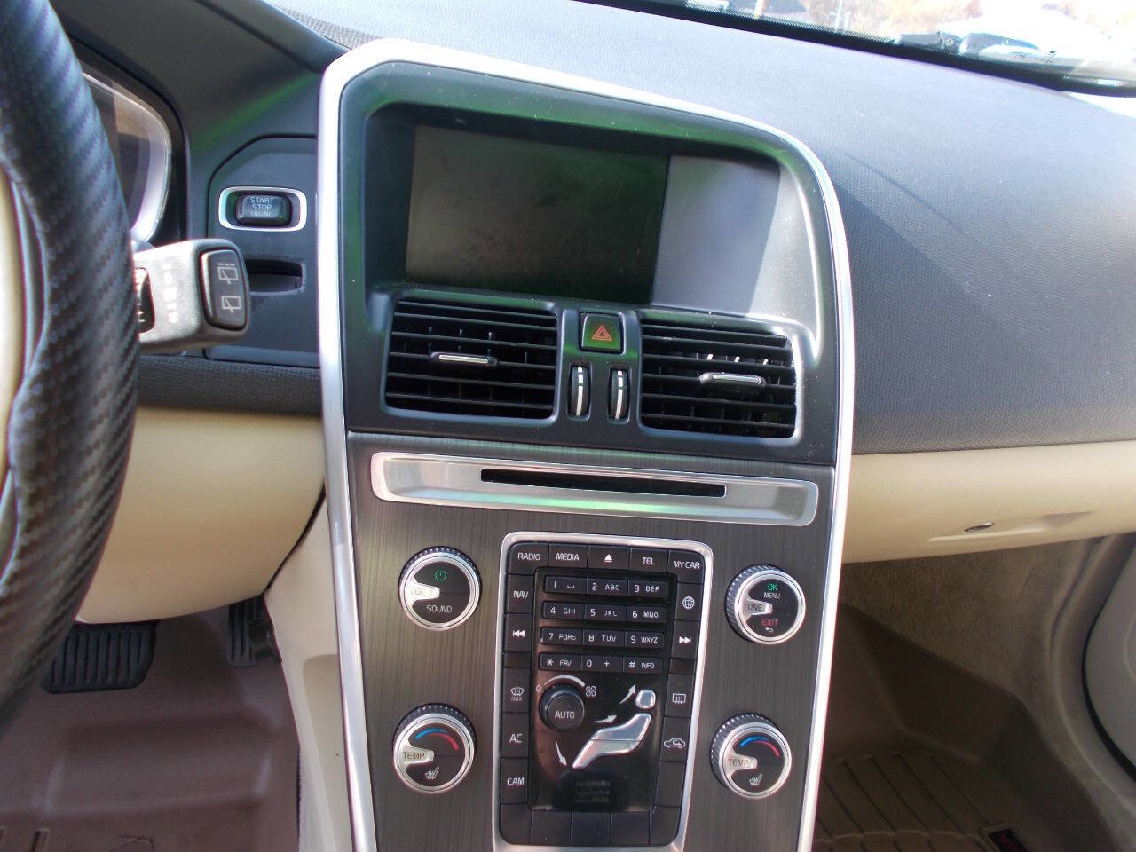 Used 2015 Volvo XC60 T5 image 14