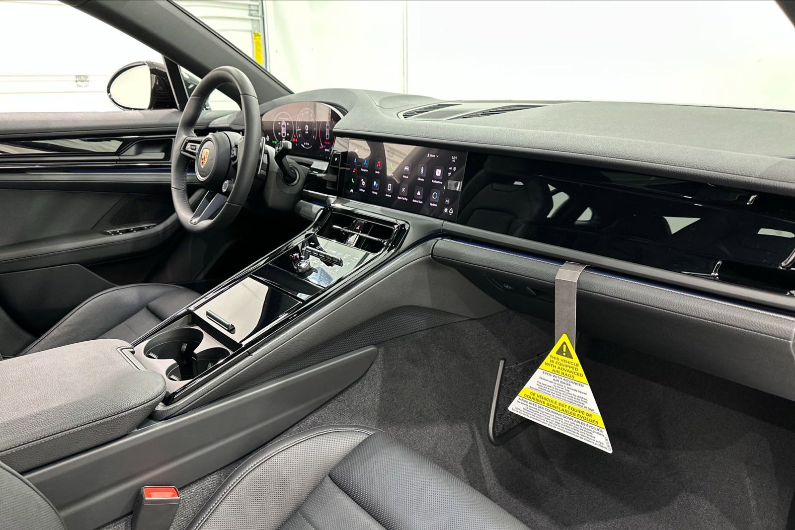 New 2025 Porsche Panamera image 23