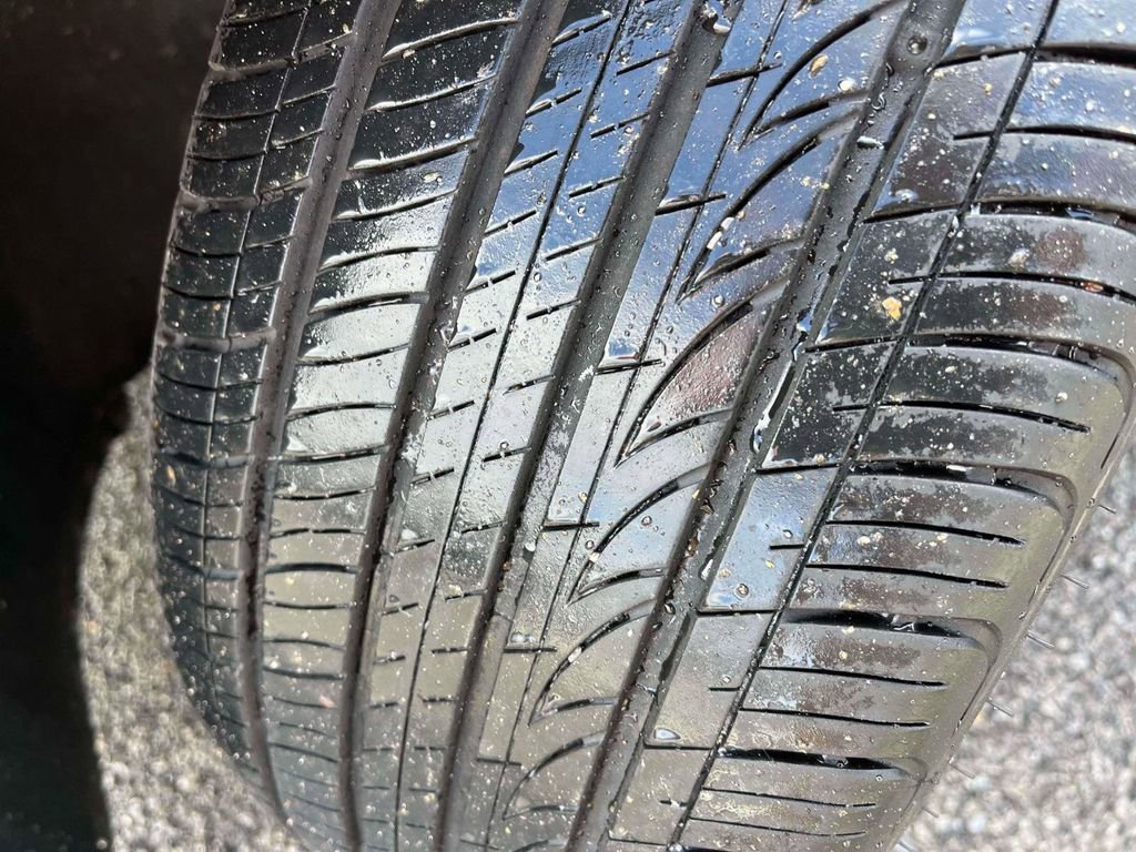 Used 2025 Hyundai Elantra Sport image 33