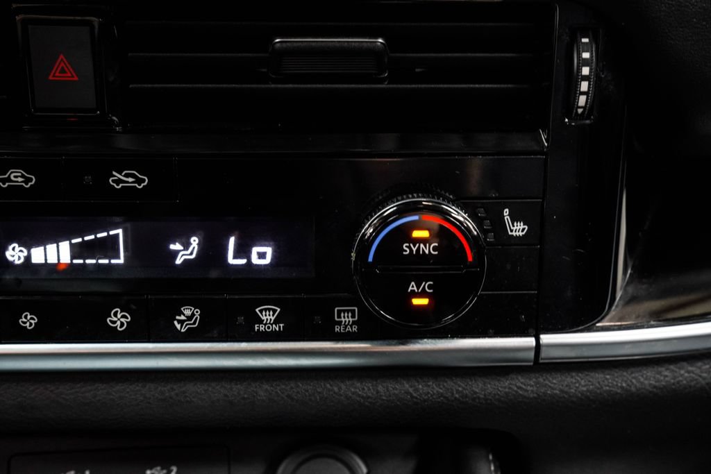 Used 2023 Nissan Rogue SL w/ SL Premium Package AWD/4WD image 31