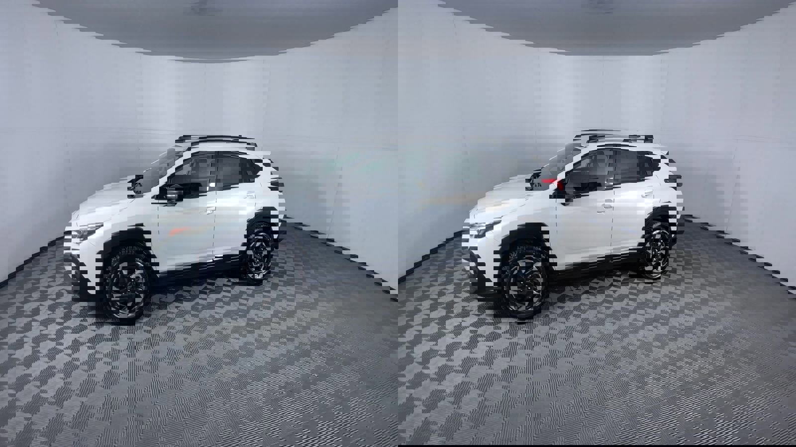 Used 2024 Subaru Crosstrek 2.5i Limited image 4