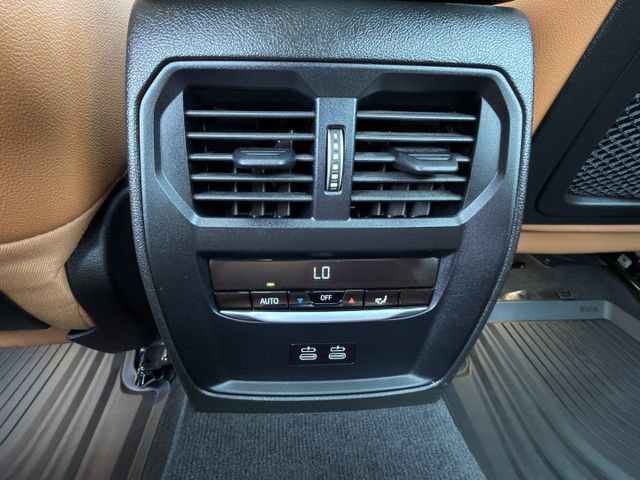 Used 2023 BMW 330e xDrive w/ Premium Package AWD/4WD image 31