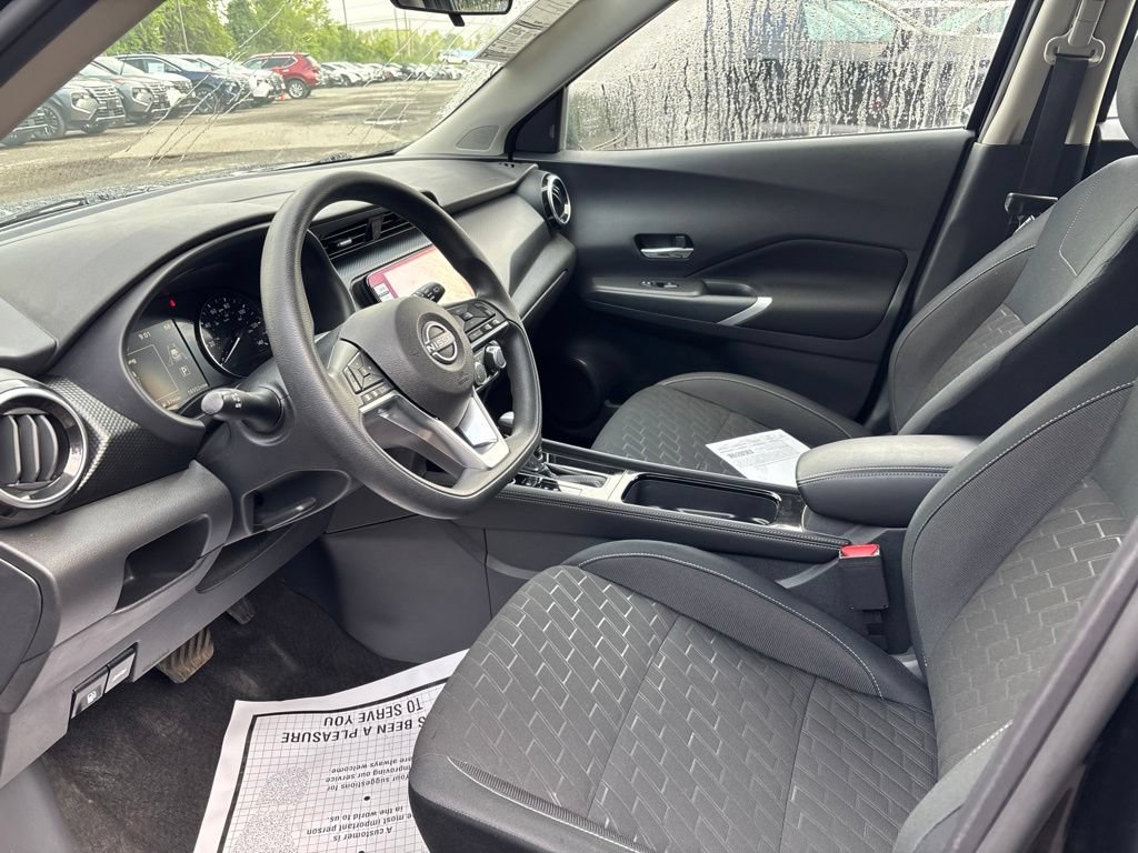 Certified 2024 Nissan Kicks SV FWD image 9