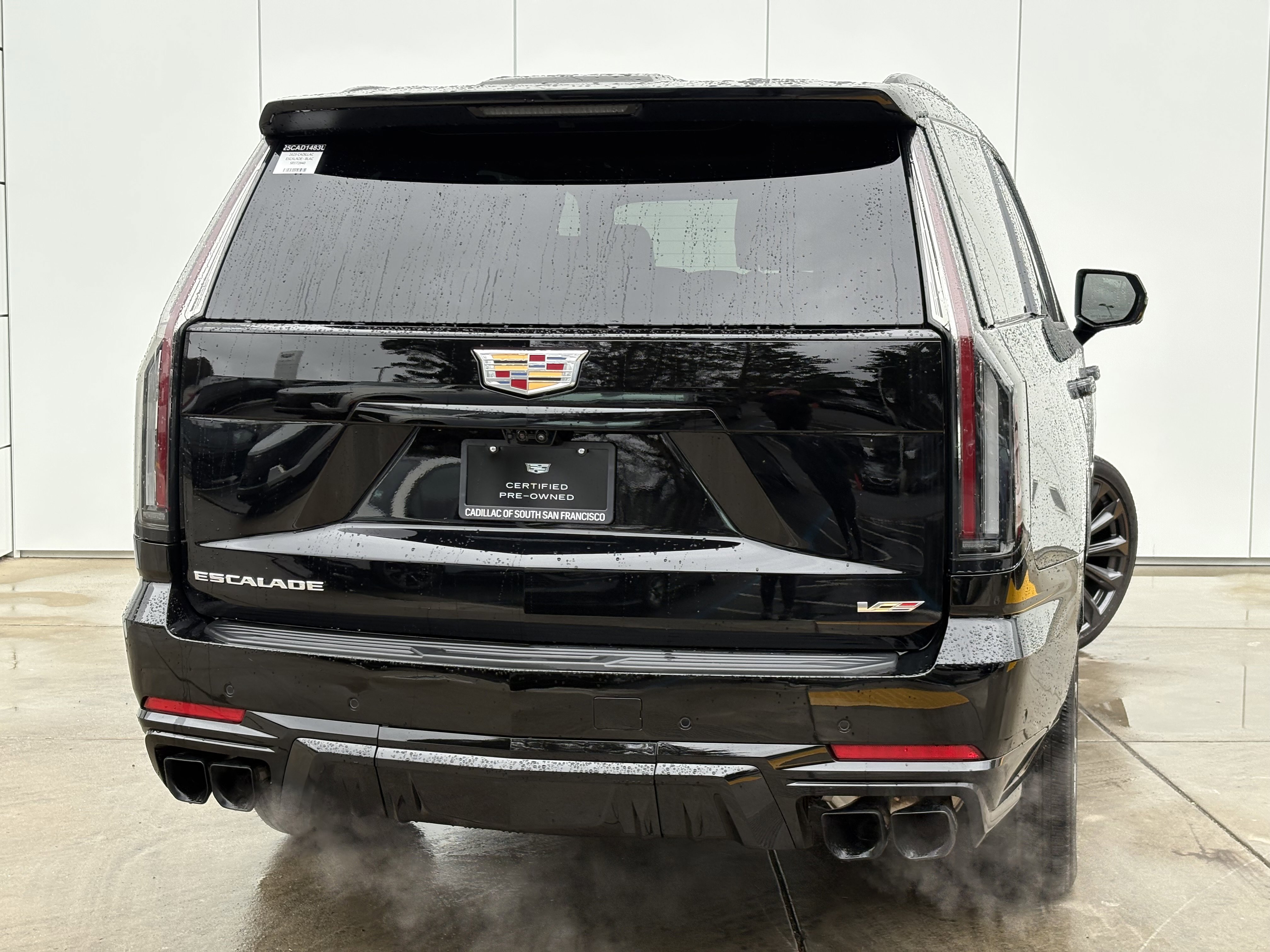 Used 2025 Cadillac Escalade V AWD/4WD image 6