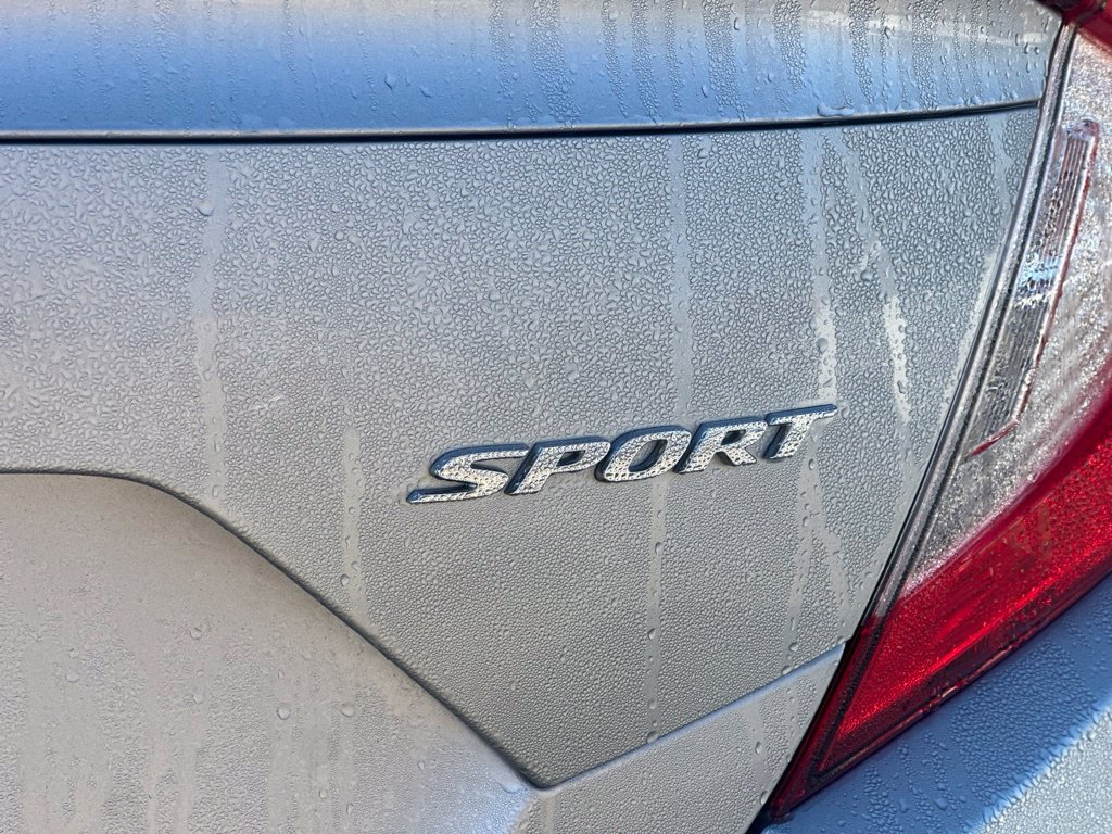 Used 2019 Honda Civic Sport image 4