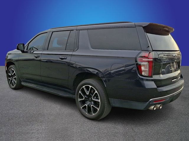 Used 2022 Chevrolet Suburban RST w/ Sport Performance Package image 5