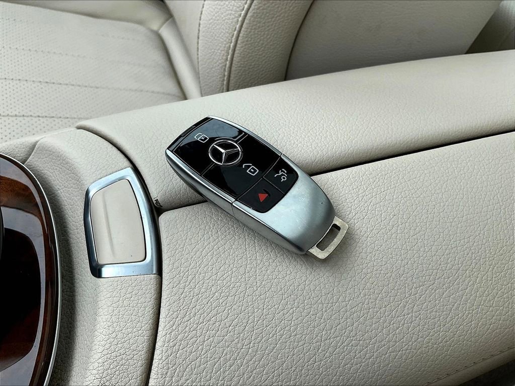 Used 2019 Mercedes-Benz E 450 4MATIC Wagon image 35