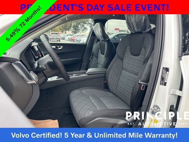 Certified 2025 Volvo XC60 T8 Core image 22