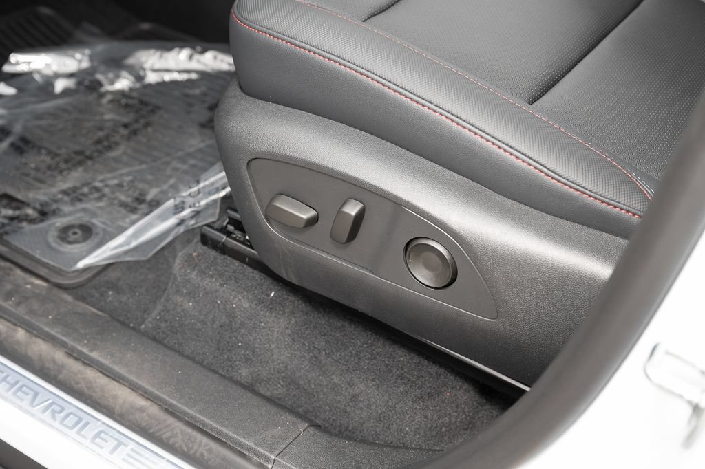New 2026 Chevrolet Traverse Z71 w/ Enhanced Driving Package AWD/4WD image 16