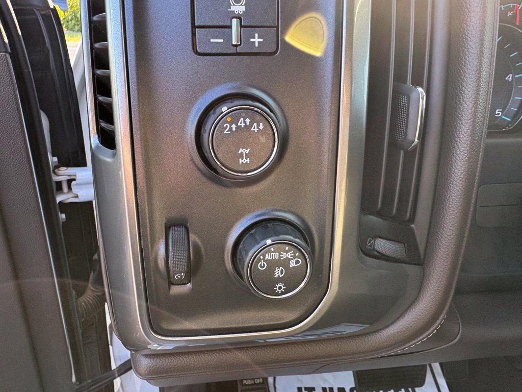 Certified 2019 Chevrolet Silverado 2500 LTZ w/ Duramax Plus Package AWD/4WD image 17