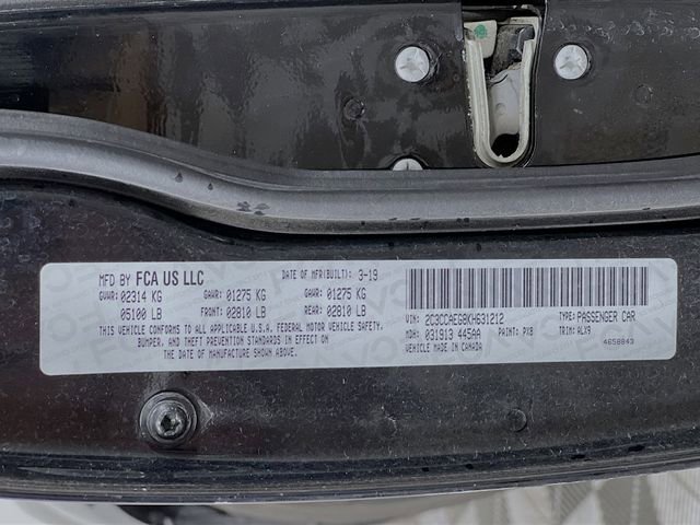 Used 2019 Chrysler 300 Limited RWD image 11