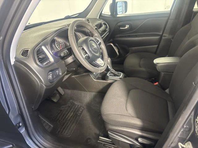 Certified 2023 Jeep Renegade Latitude AWD/4WD image 13