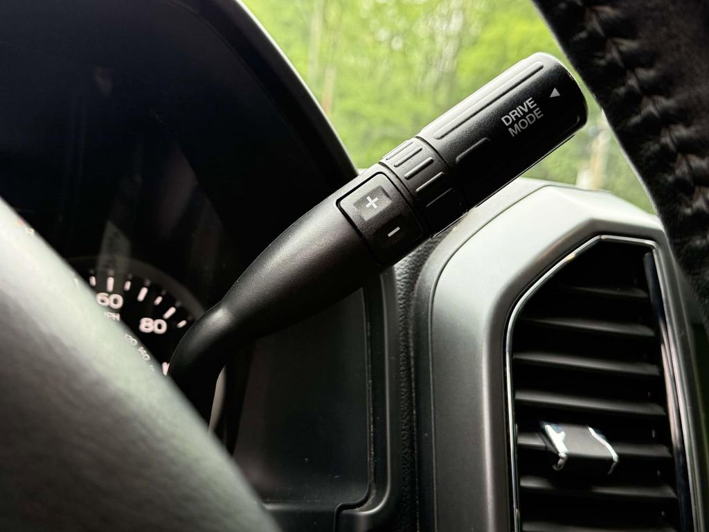 Used 2020 Ford F150 XLT w/ Equipment Group 302A Luxury AWD/4WD image 28