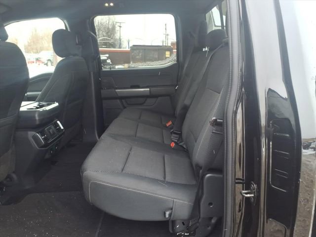 Certified 2022 Ford F150 XLT w/ Equipment Group 302A High image 11