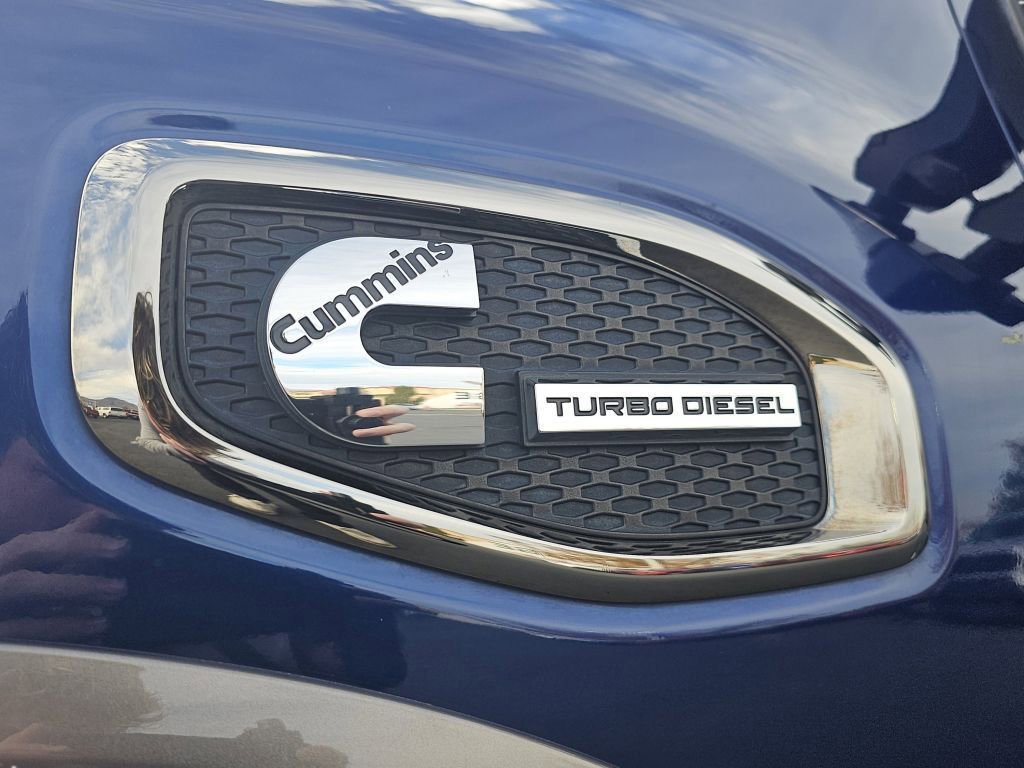 Used 2017 Nissan Titan Platinum Reserve image 28