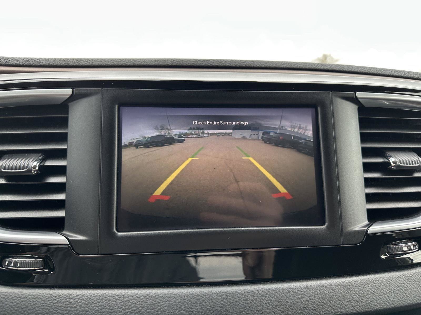 Used 2023 Chrysler Voyager LX FWD image 28