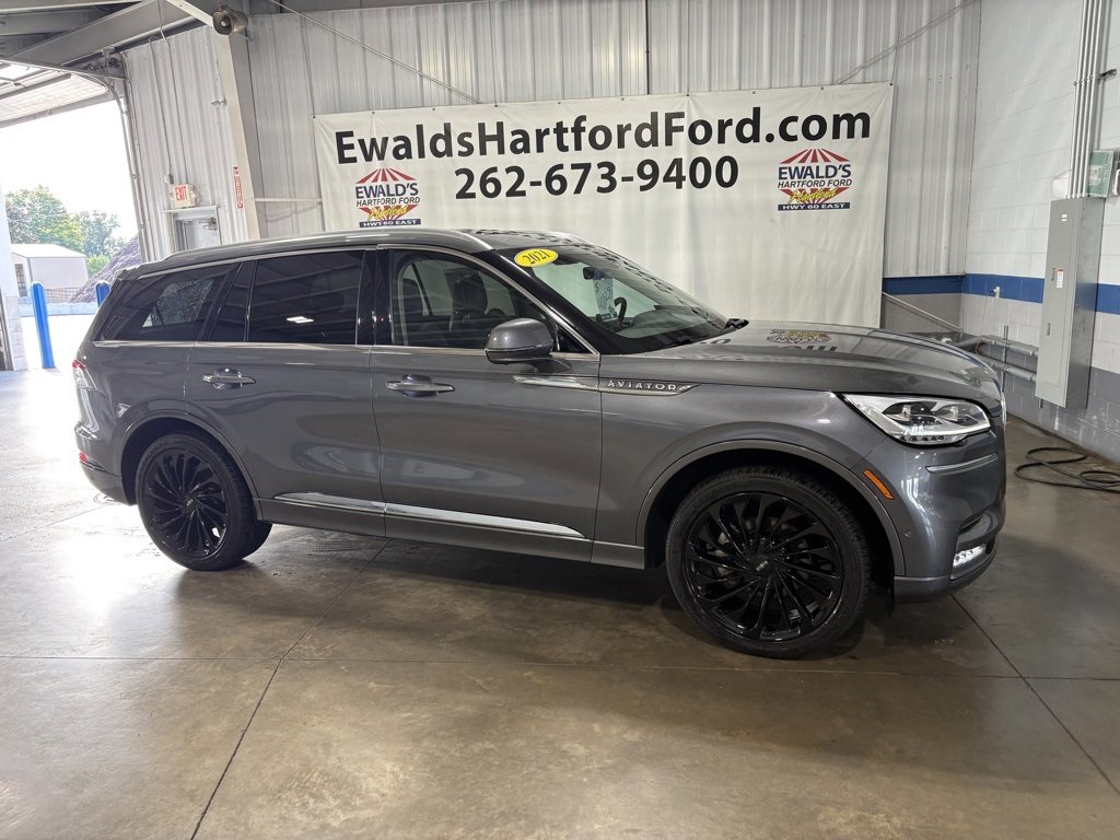 Used 2021 Lincoln Aviator Reserve image 2
