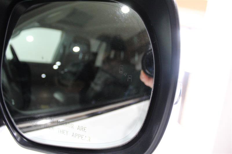 Used 2016 Toyota Land Cruiser AWD/4WD image 13