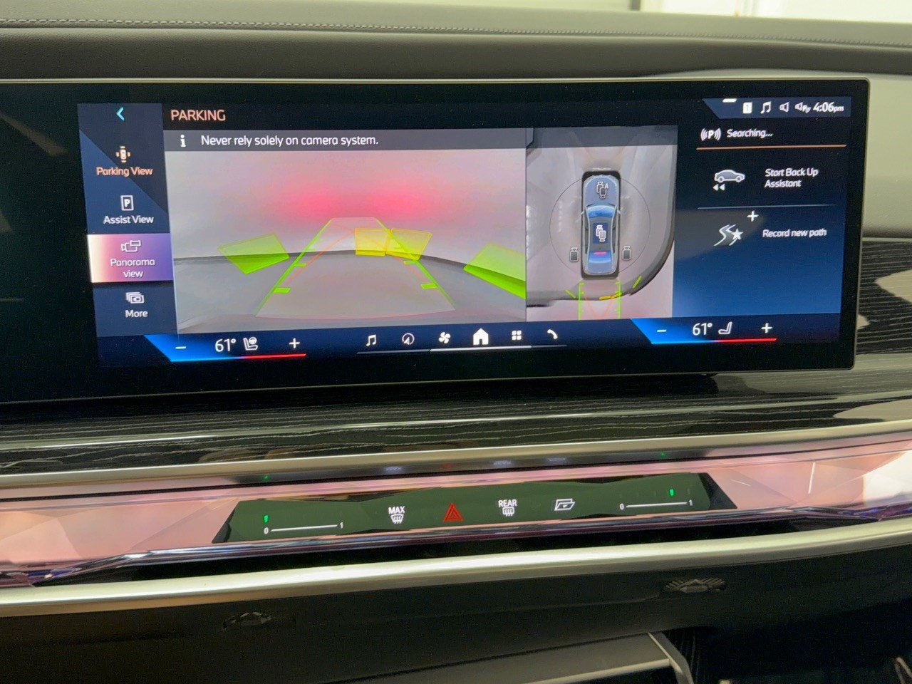 Certified 2026 BMW 740i RWD image 24