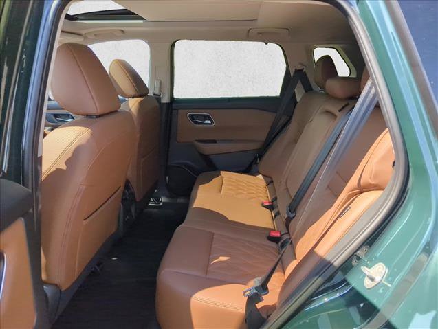 New 2026 Nissan Rogue Platinum AWD/4WD image 17