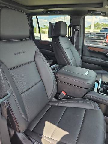 New 2026 GMC Yukon XL Denali w/ Denali Reserve Package AWD/4WD image 24