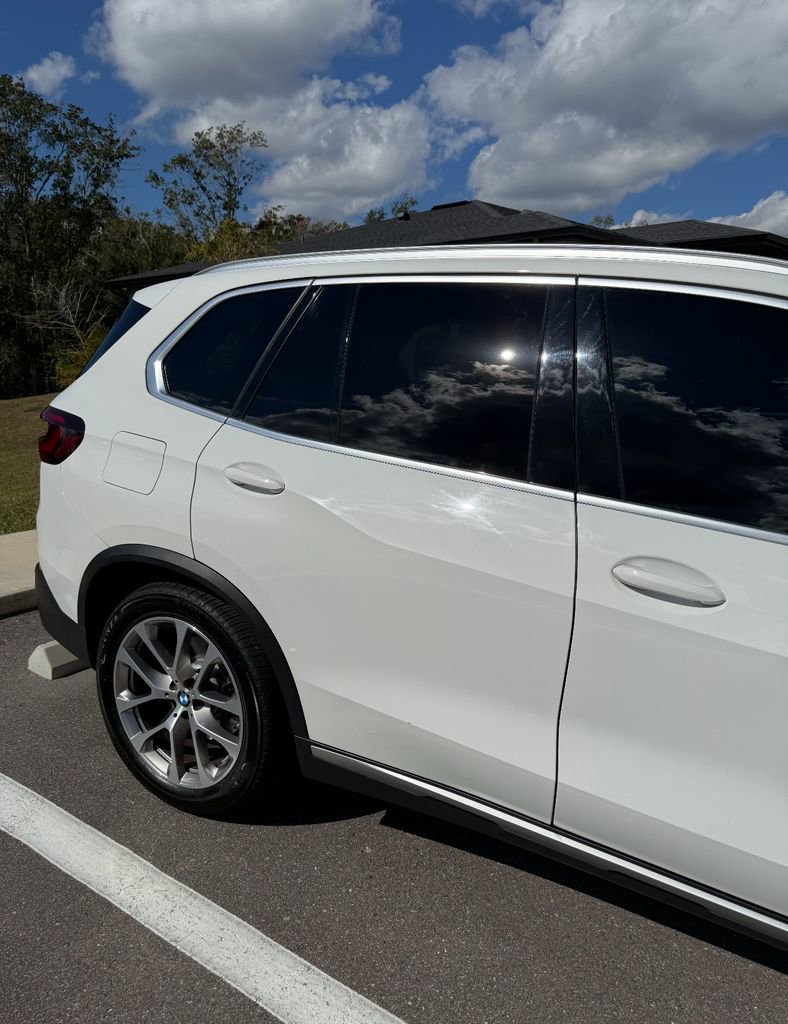 Used 2022 BMW X5 xDrive40i image 9