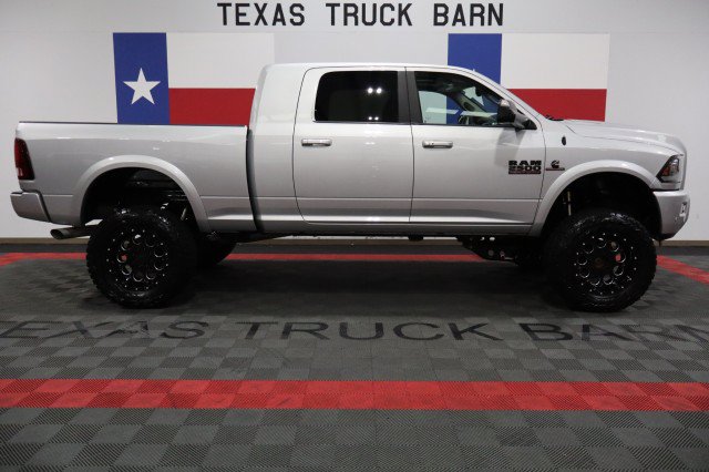 Used 2018 RAM 2500 Laramie w/ Sport Appearance Group AWD/4WD image 14