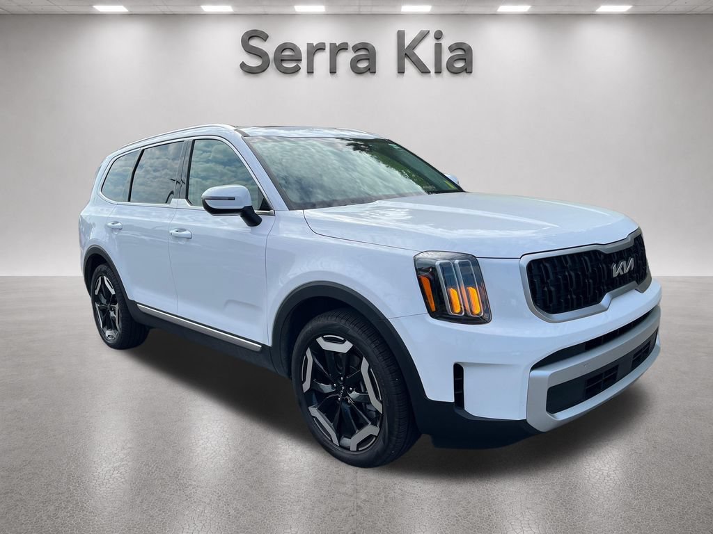 Used 2024 Kia Telluride EX w/ EX Captain's Chair Package FWD image 7