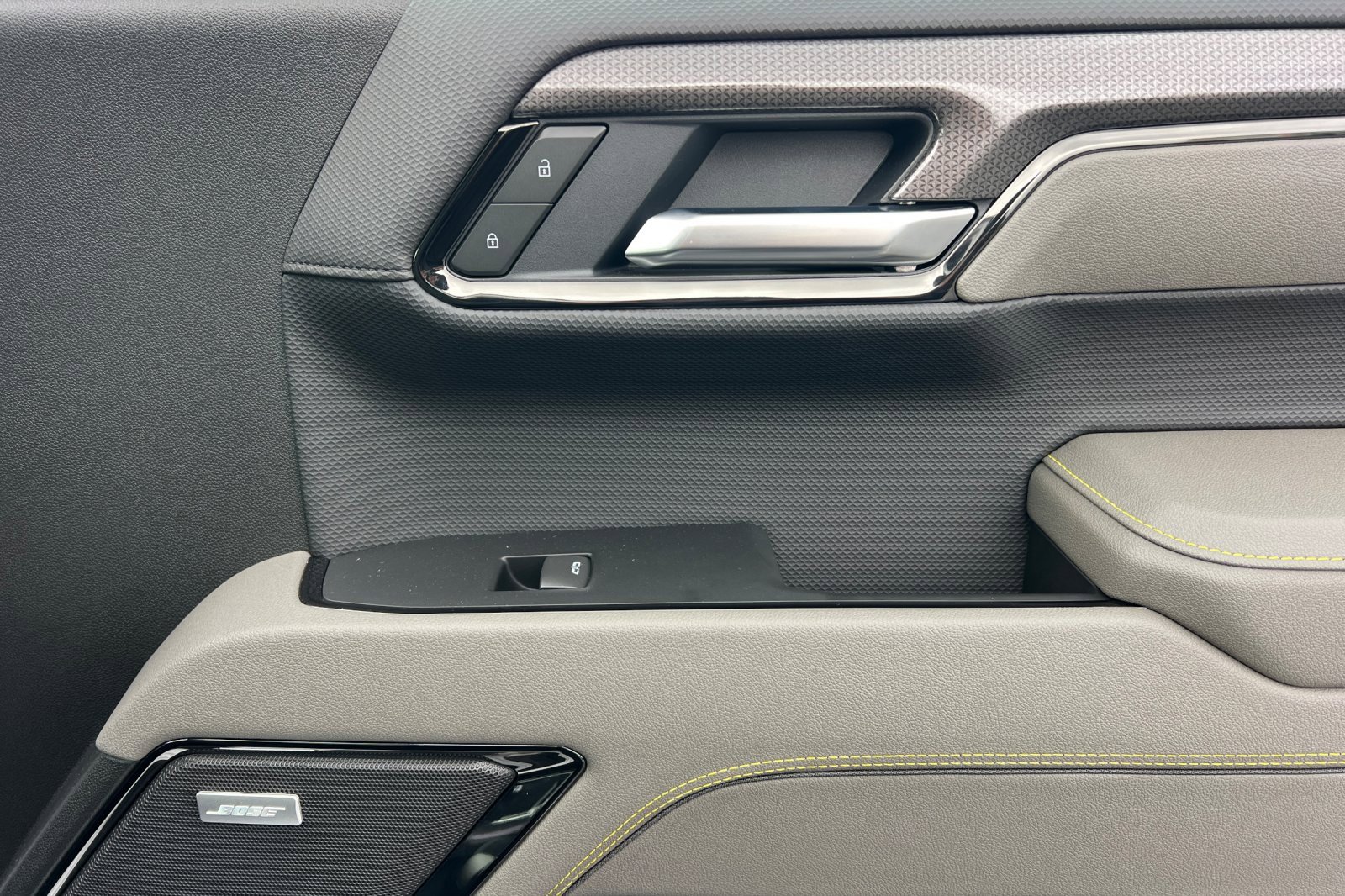 Certified 2025 Chevrolet Silverado 1500 ZR2 w/ Technology Package image 21