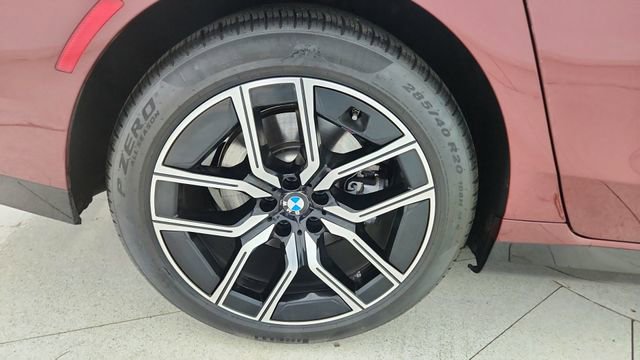 Used 2025 BMW 740i image 64