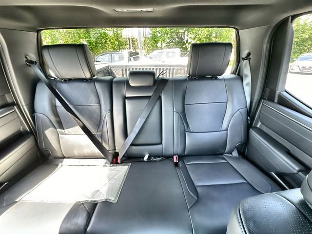 New 2024 Toyota Tundra Platinum image 32