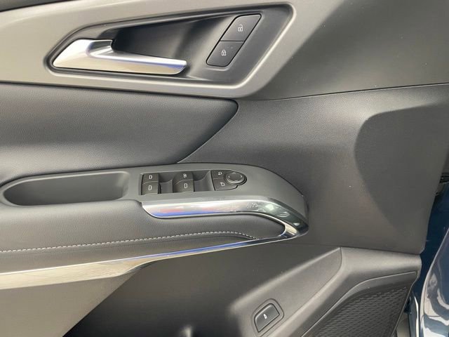 New 2026 Chevrolet Traverse LT w/ Driver Confidence Package AWD/4WD image 10