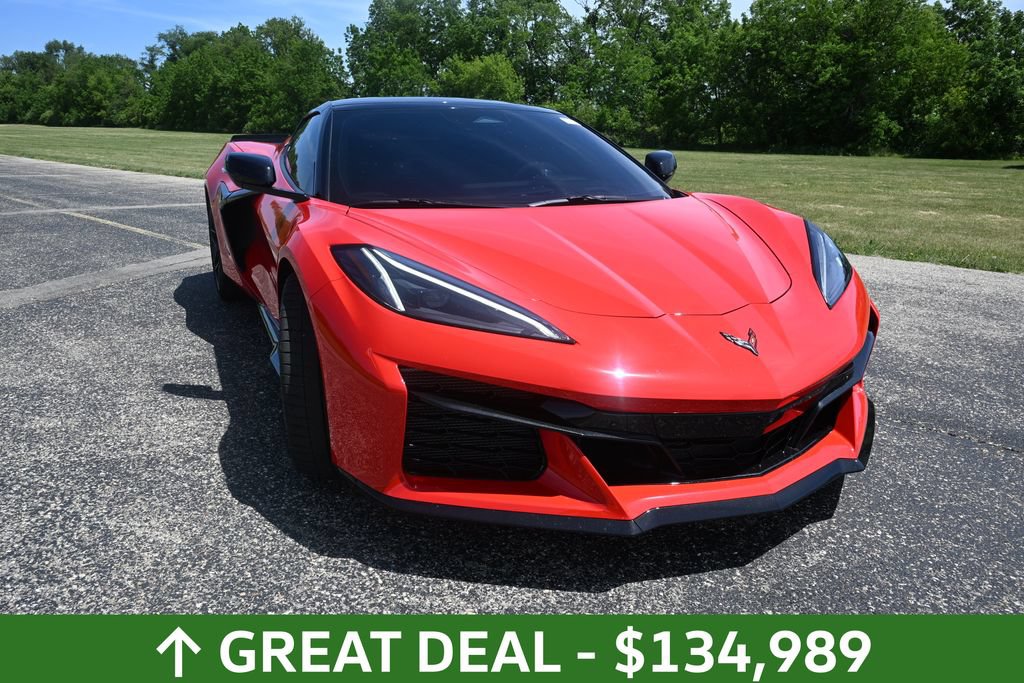 Used 2026 Chevrolet Corvette Z06 w/ Stealth Interior Trim Package RWD image 10