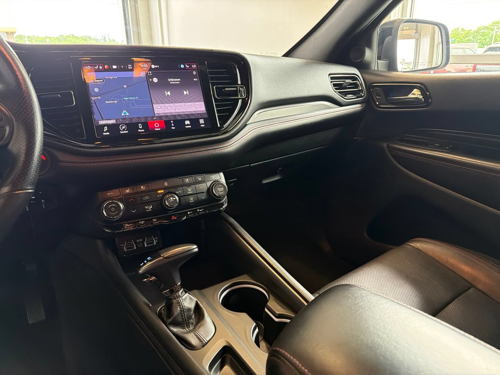 Used 2024 Dodge Durango GT AWD/4WD image 25