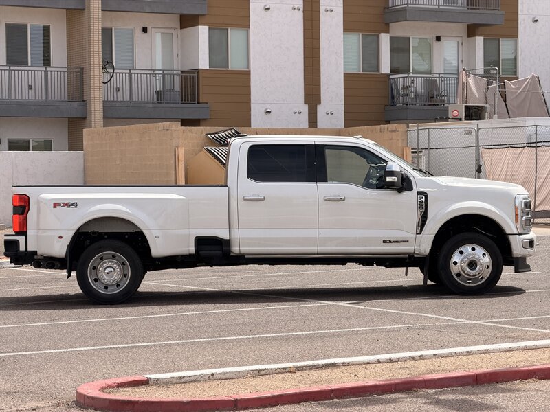 Used 2023 Ford F450 Platinum w/ FX4 Off-Road Package AWD/4WD image 2