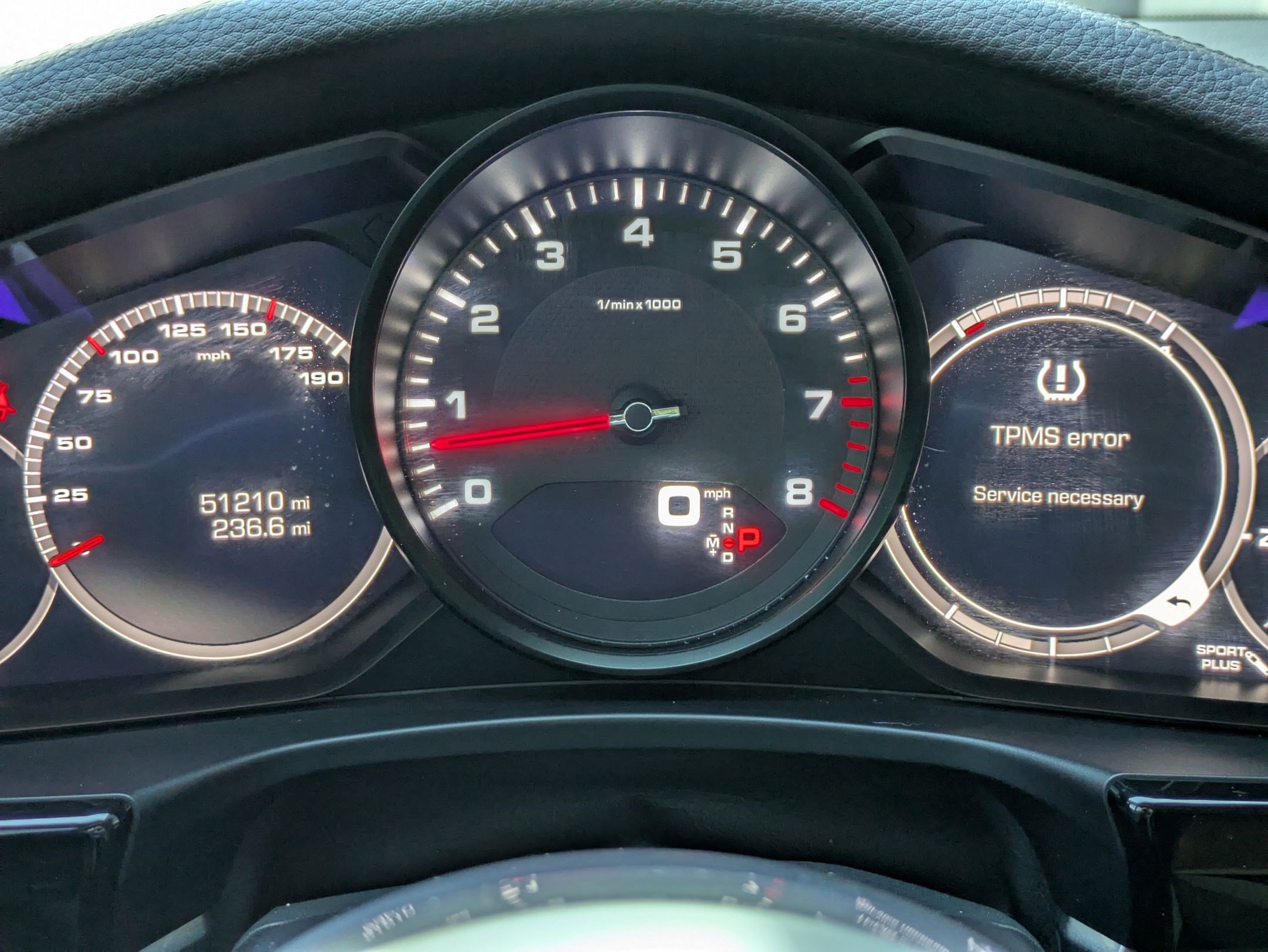 Used 2018 Porsche Panamera 4 image 15