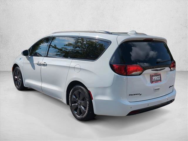Used 2020 Chrysler Pacifica Limited w/ S Appearance Package FWD image 8