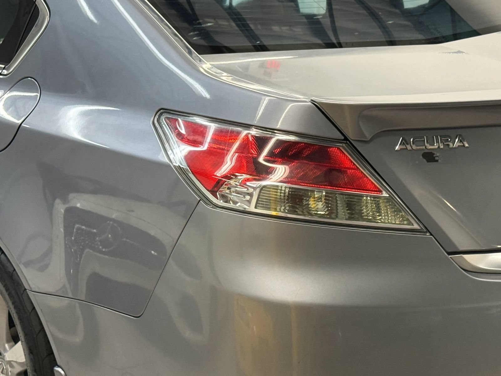 Used 2012 Acura TL w/ Technology Package FWD image 12