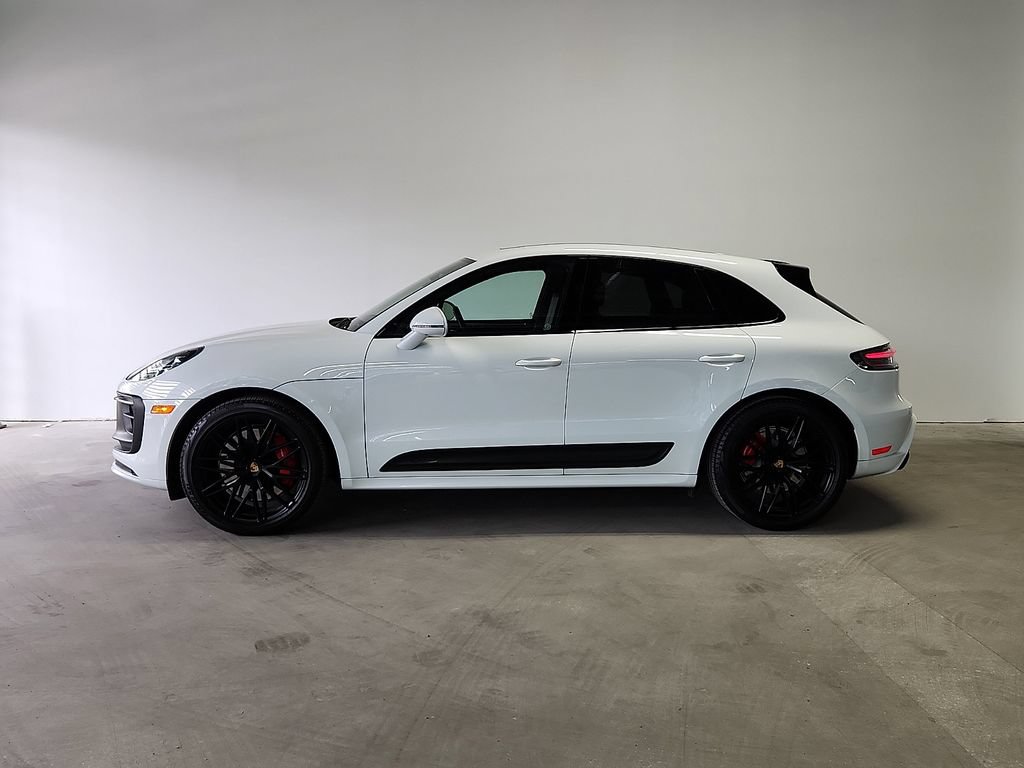 Certified 2024 Porsche Macan GTS AWD/4WD image 2