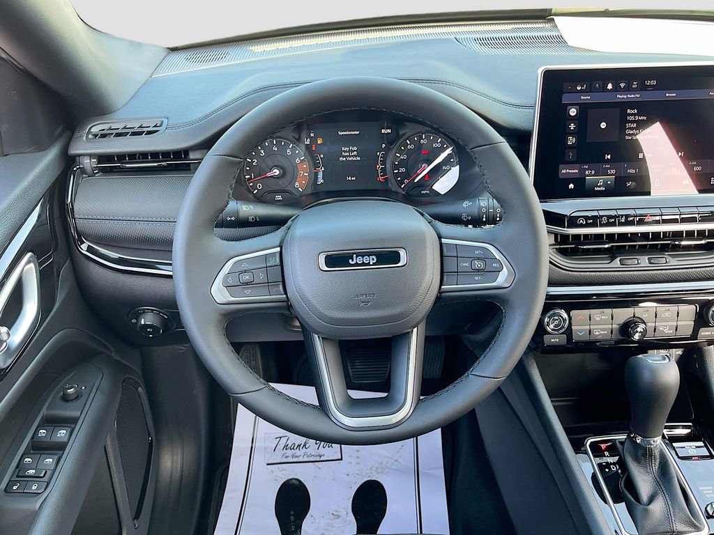 New 2026 Jeep Compass Latitude image 20