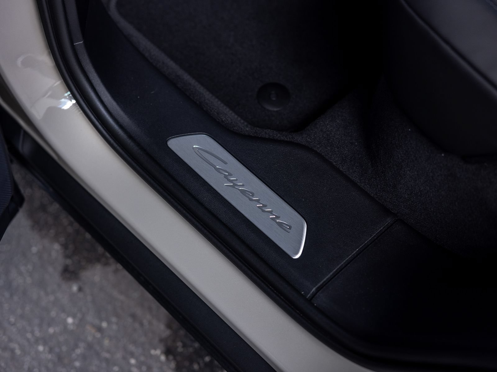 New 2026 Porsche Cayenne Coupe AWD/4WD image 33