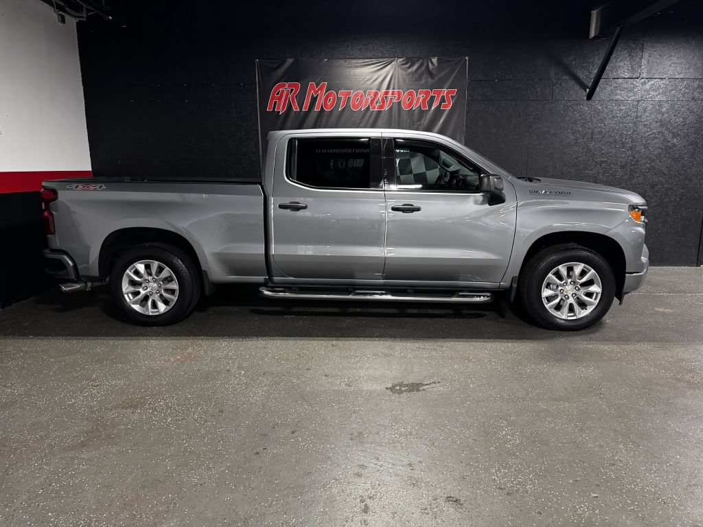 Used 2023 Chevrolet Silverado 1500 Custom AWD/4WD image 6