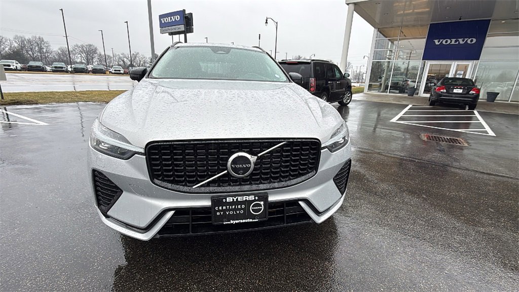 Certified 2025 Volvo XC60 B5 Plus image 34