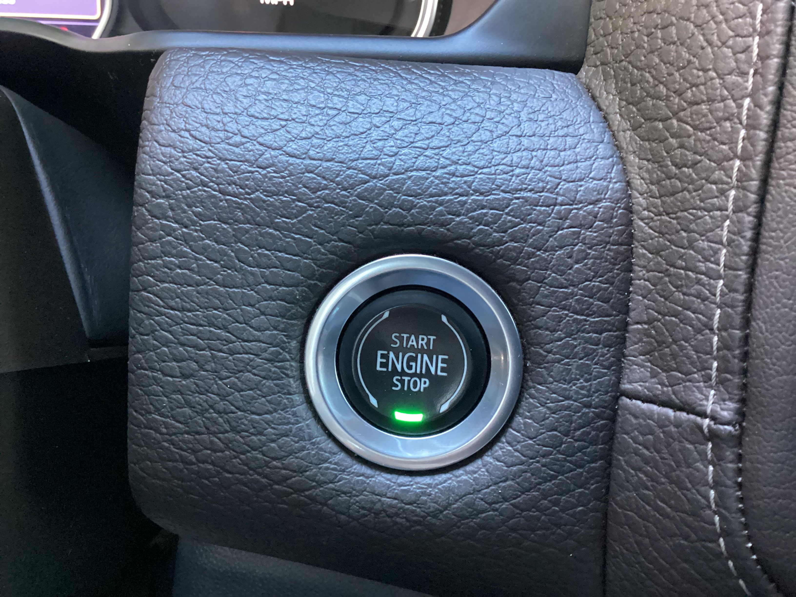 Used 2021 GMC Yukon XL Denali w/ Denali Premium Package image 47