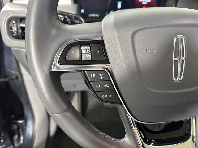 Used 2022 Lincoln Nautilus Reserve image 15
