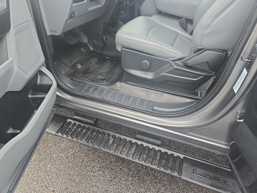 Used 2024 Ford F350 XL image 14