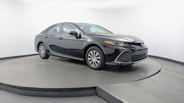 Used 2023 Toyota Camry LE FWD image 11