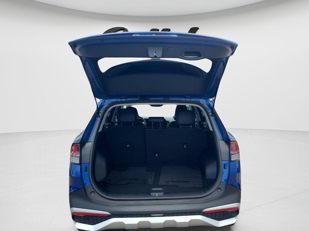 Used 2025 Kia Sportage EX FWD image 17